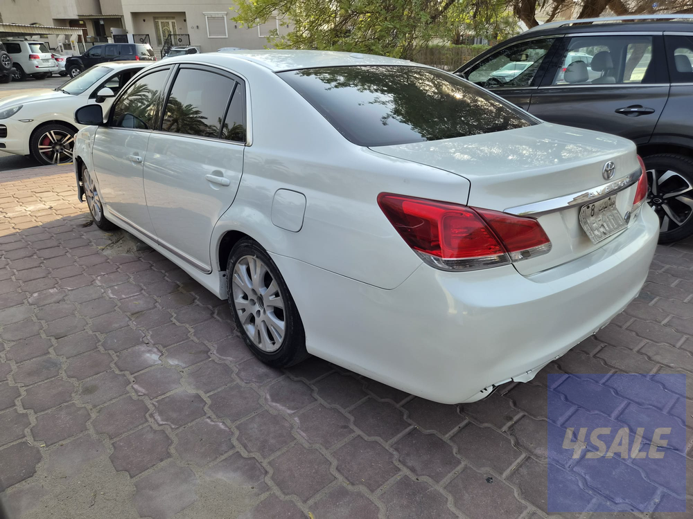 2011 Toyota Avalon