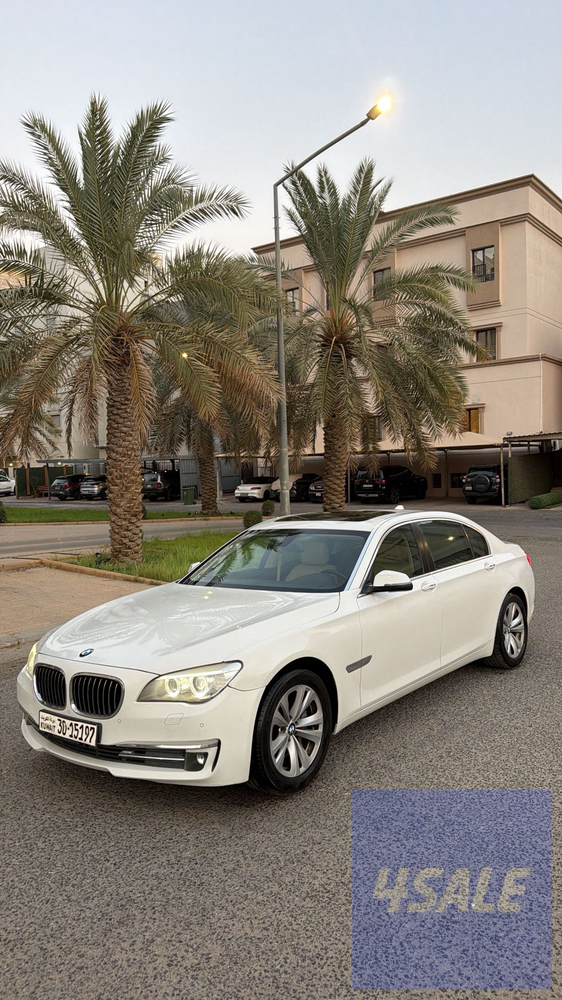 2014 بي إم دبليو 7 Series