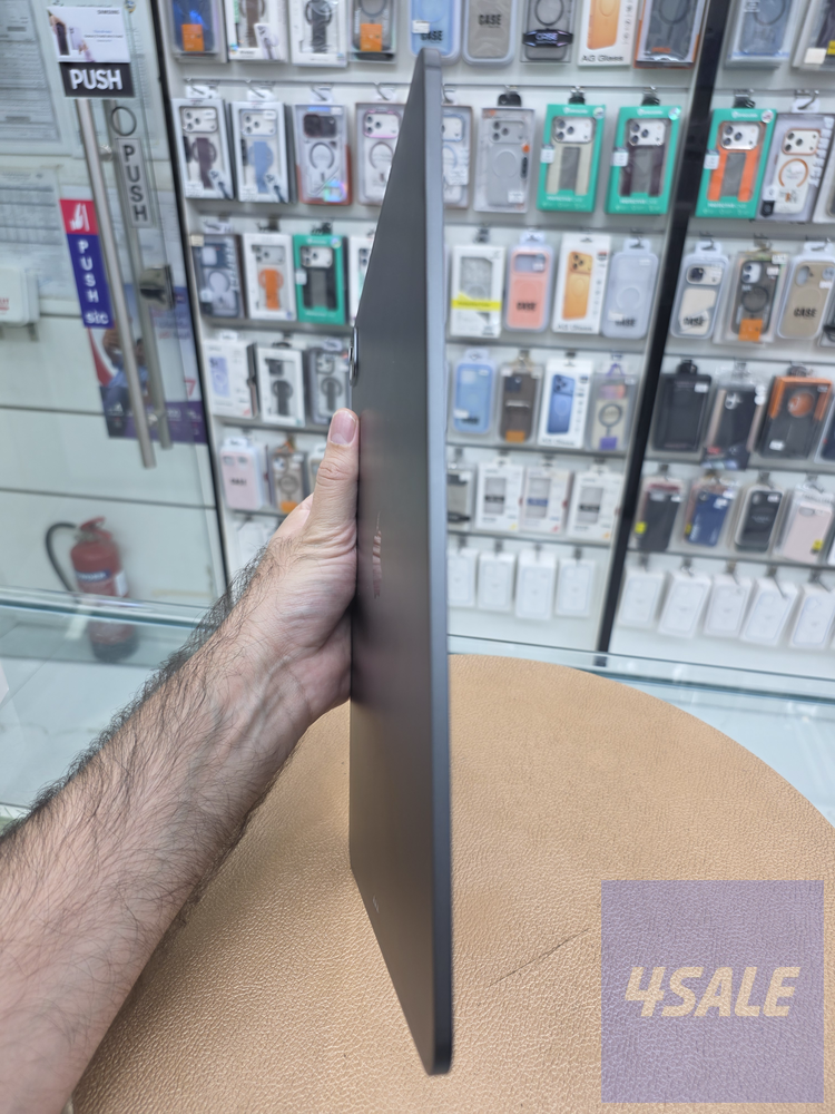 IPAD Pro 13' inch M4 1Tb Nano texture lcd KWD 420, No:21246113