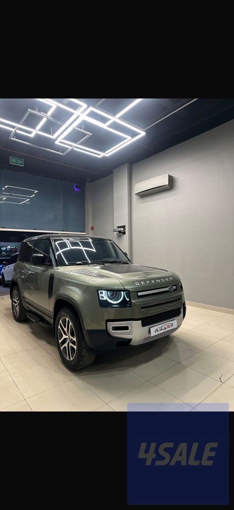 2022 لاند روفر Defender